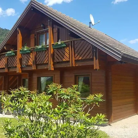 Chalet Cosy & Confort Spa,sauna,petanque,ve - Situation A