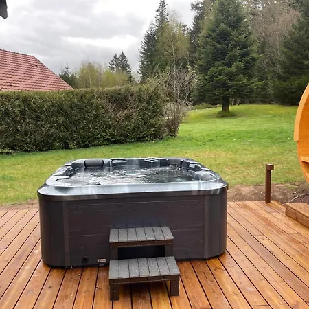 3ch 6-8p à I Situation, Confort,calme, Jardin,wifi Chalé