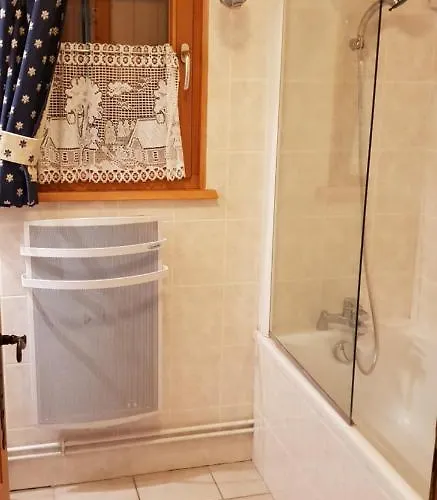 شاليه Cosy & Confort Spa,sauna,petanque,ve - Situation A